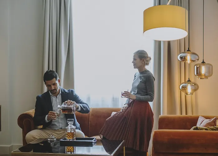 Hotel Catalonia Boulevard 4*