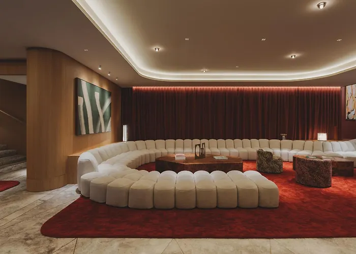 Catalonia Boulevard 4*