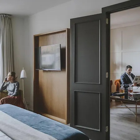 Gallery 4 Sup Hotel 4*