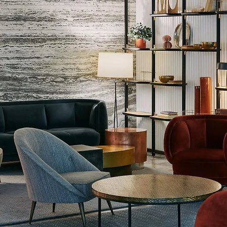 Отель Catalonia Boulevard