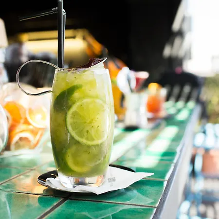 Hotel Catalonia Boulevard