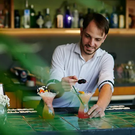 Hotel Catalonia Boulevard 4*