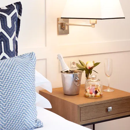 Catalonia Boulevard 4*