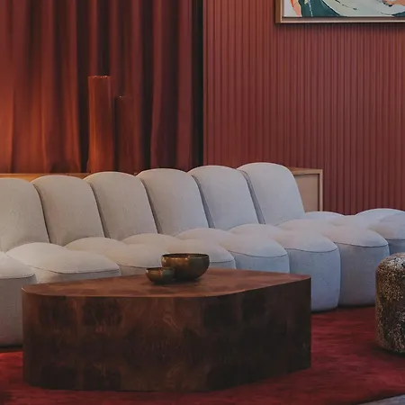 Catalonia Boulevard Отель 4*