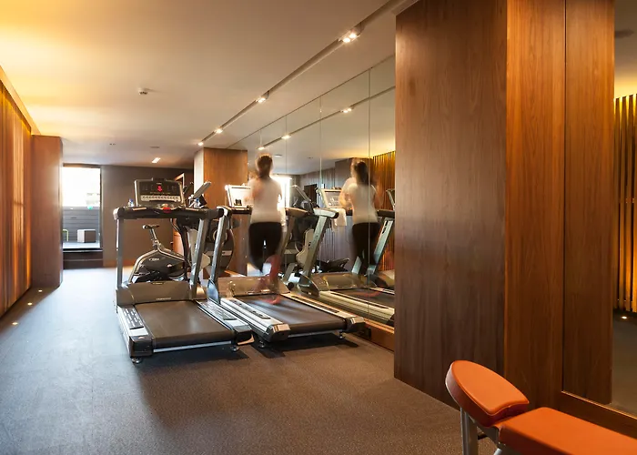 Catalonia Boulevard מלון