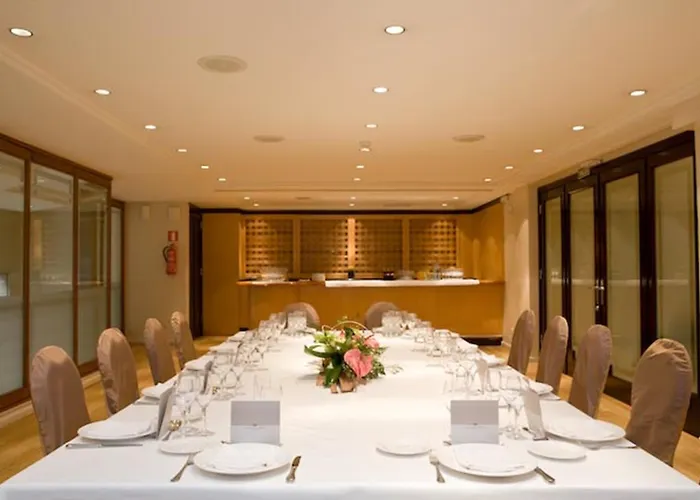 Catalonia Boulevard מלון