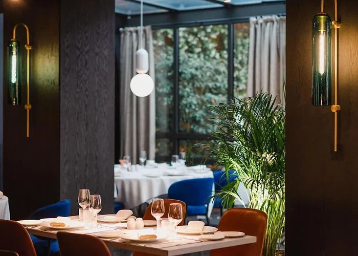 מלון Catalonia Boulevard 4*