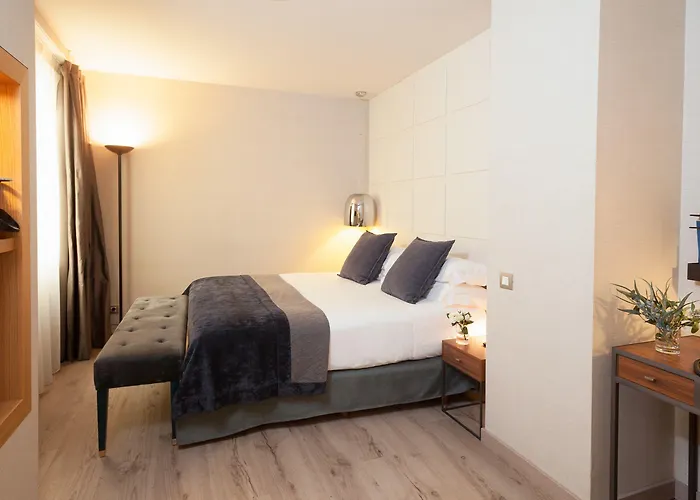 Catalonia Boulevard 4*