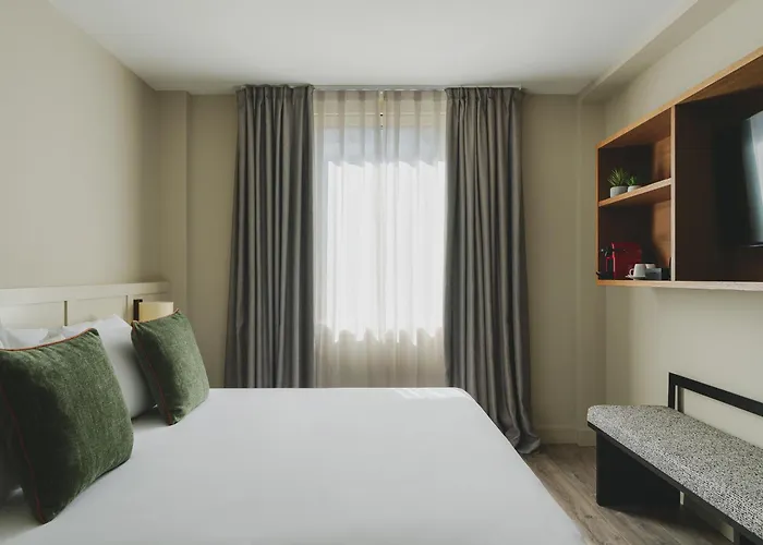 Catalonia Boulevard מלון ברצלונה