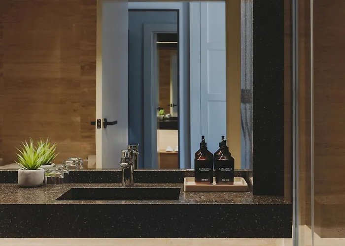 Catalonia Boulevard מלון 4*