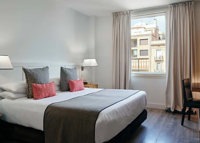 Catalonia Boulevard Hotel